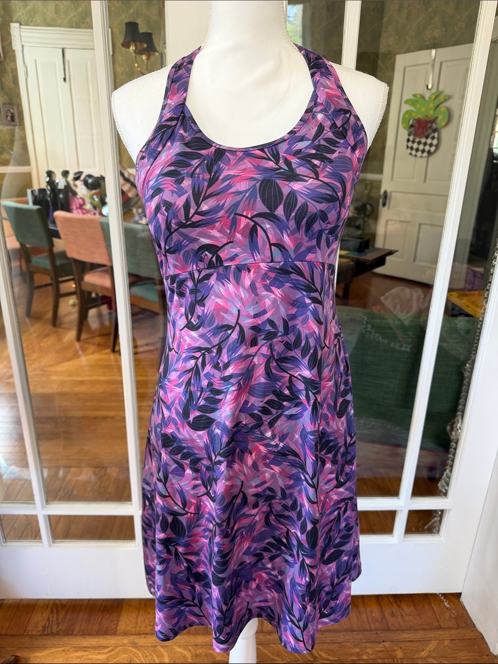 Kyodan Purple and Pink One-Shoulder Leaf-Print Dress